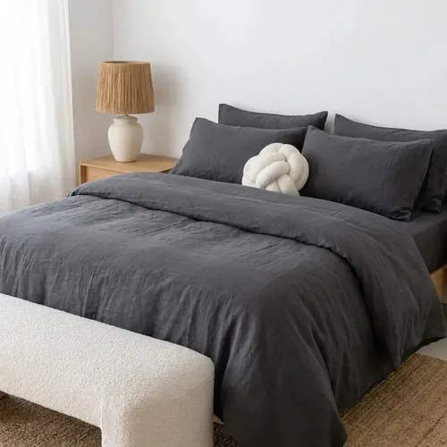Kit Cubre Edredón Dubai Queen 2 Plazas 260x240 + 2 Fundas de Almohadas Gris Grafito | Ganga Home